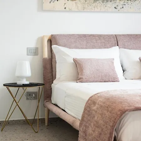 Bed & Breakfast Lisetta Gardens Boutique & 3*