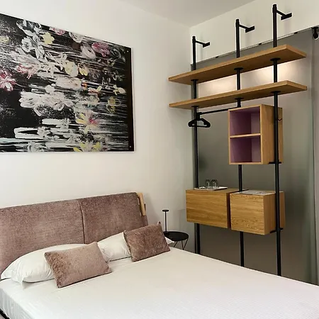 Lisetta Gardens Boutique &