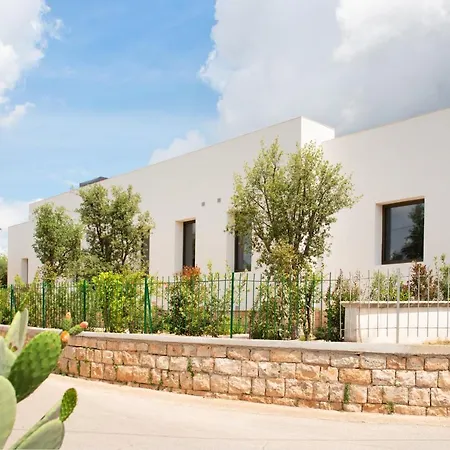 Lisetta Gardens Boutique & * Cisternino